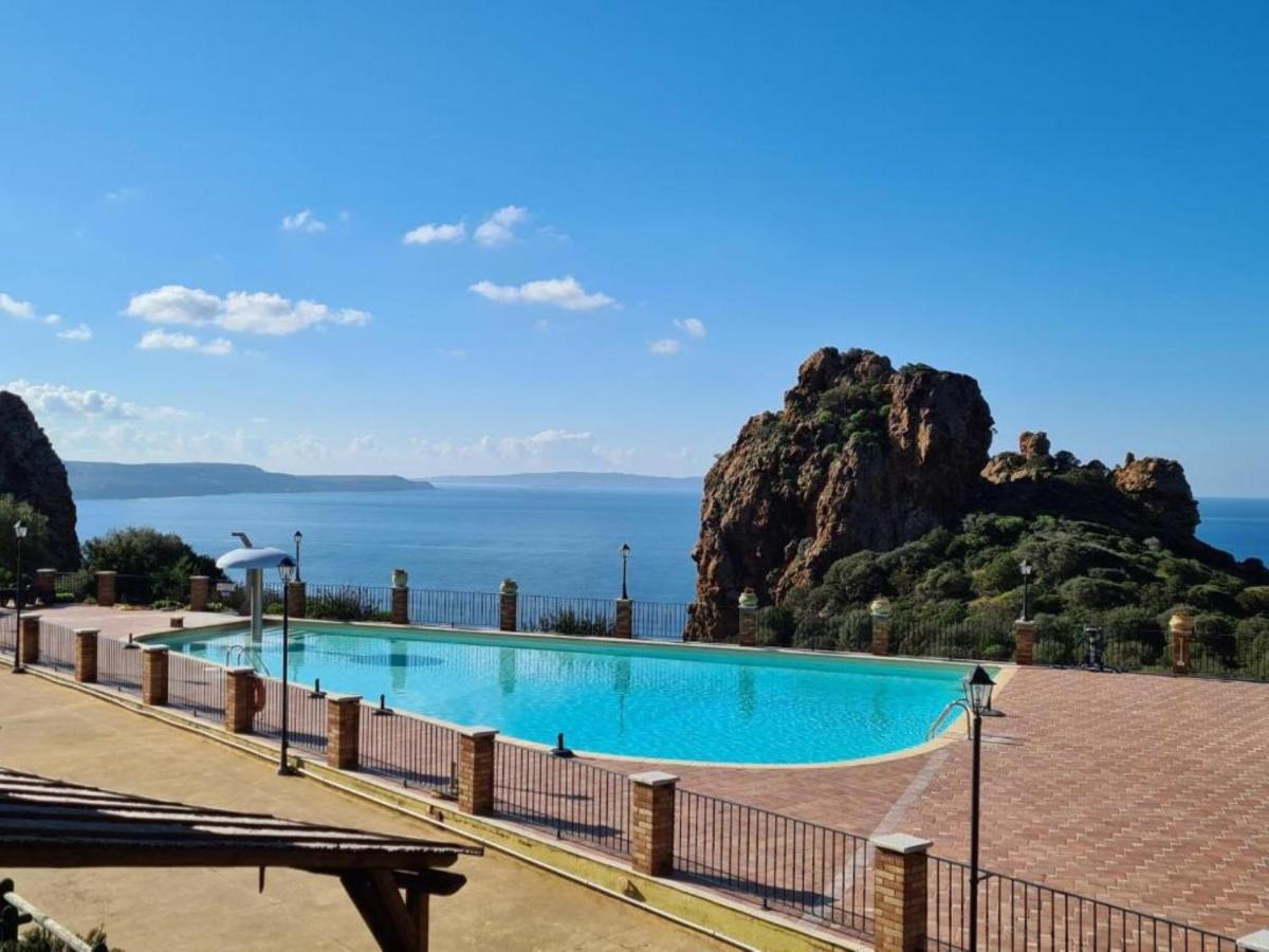 L'Estasi Tanca Piras A Bordo Piscina Con Vista Mare Villa Nebida Exteriör bild