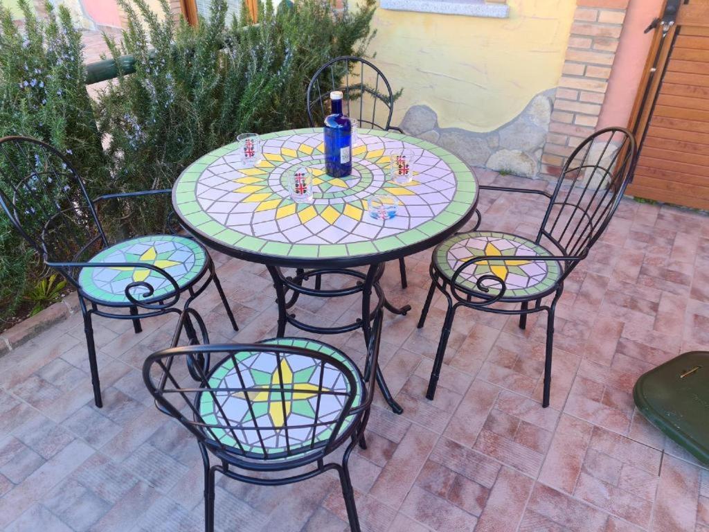 L'Estasi Tanca Piras A Bordo Piscina Con Vista Mare Villa Nebida Exteriör bild