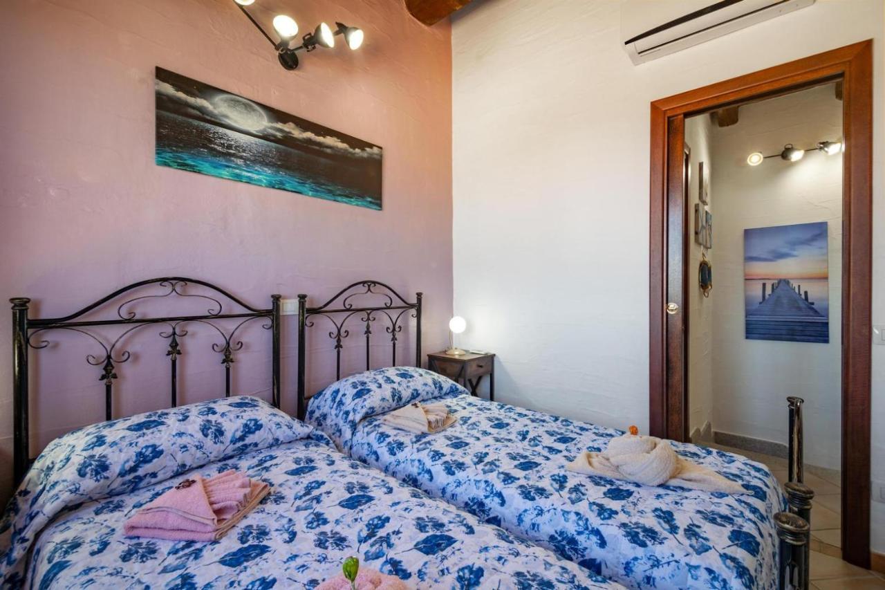L'Estasi Tanca Piras A Bordo Piscina Con Vista Mare Villa Nebida Exteriör bild