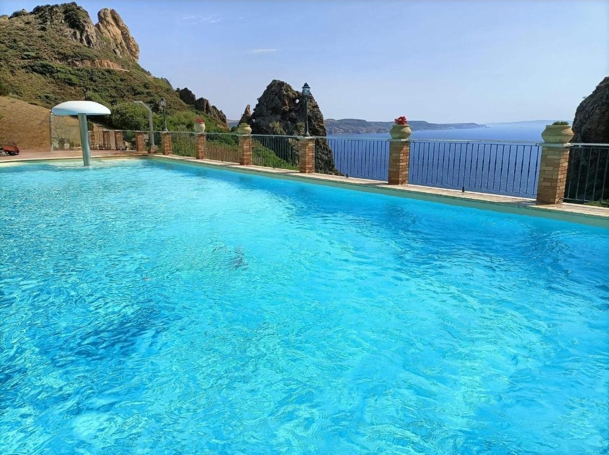 L'Estasi Tanca Piras A Bordo Piscina Con Vista Mare Villa Nebida Exteriör bild