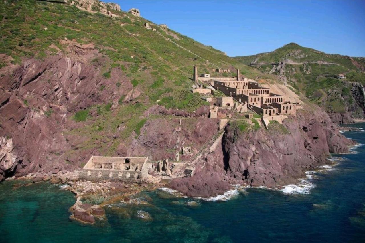L'Estasi Tanca Piras A Bordo Piscina Con Vista Mare Villa Nebida Exteriör bild
